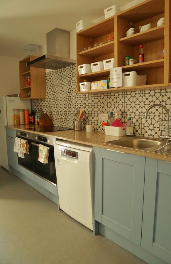 The Dolphin Inn Hostel ดันบาร์ ภายนอก รูปภาพ