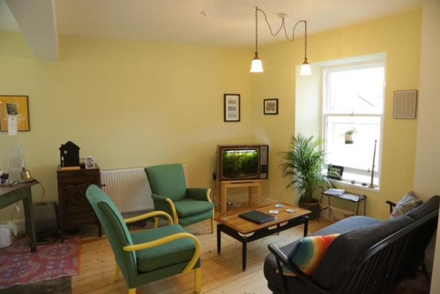 The Dolphin Inn Hostel ดันบาร์ ภายนอก รูปภาพ